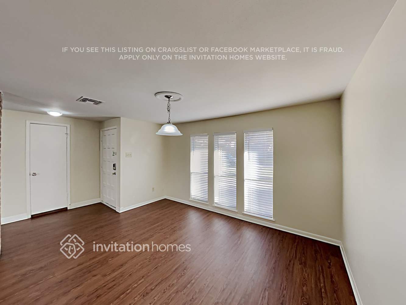 Building Photo - 15834 Fox Springs Dr