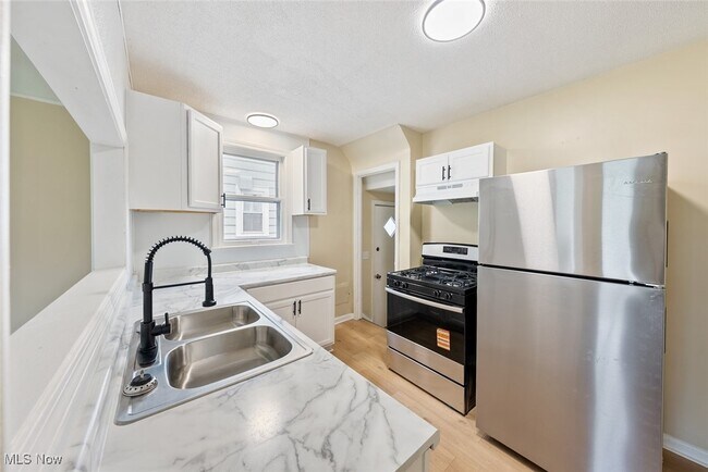 Building Photo - 20511 Balfour Rd