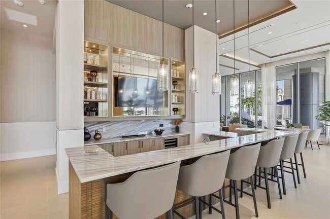 Building Photo - 275 1st Ave S