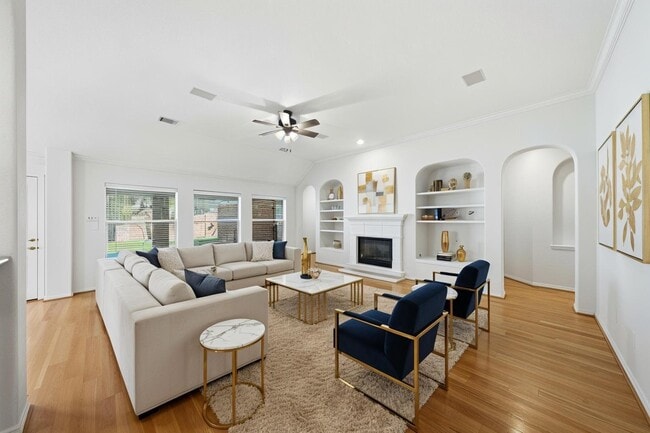 Building Photo - 23722 Allingham Ln