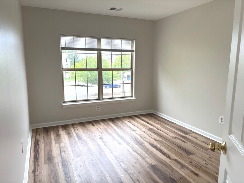 Building Photo - 106 Remington Ct