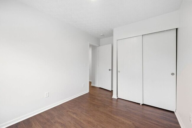 Building Photo - 8245 Crete Ln