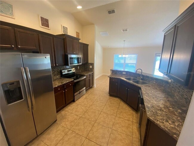 Building Photo - 2201 Angel Fish Loop