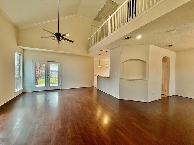 Building Photo - 3900 Braxton Ln