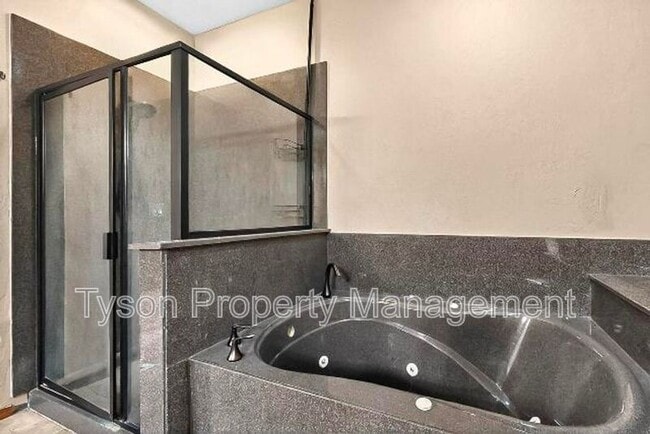 Building Photo - 1205 Don Francisco Pl NW