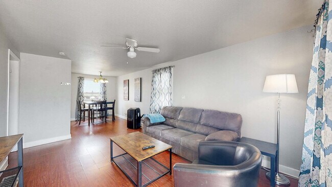 Primary Photo - 7388 Oneida Dr