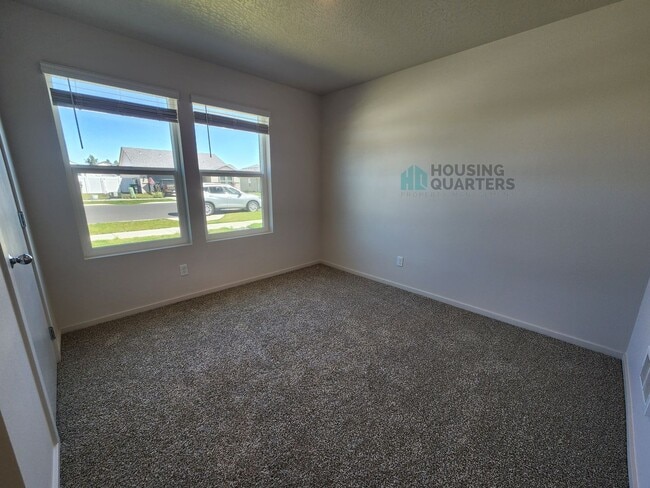 Building Photo - 1808 E Boskoop St