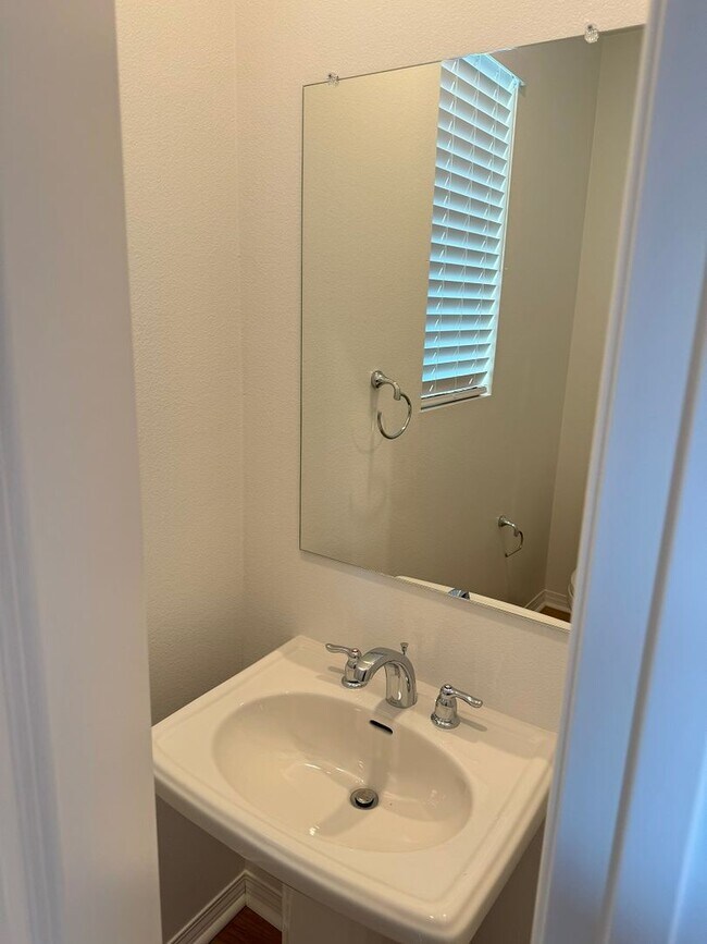 Building Photo - Brand new house at Winchester road in Brand New Willow Springs community - close to everywhere