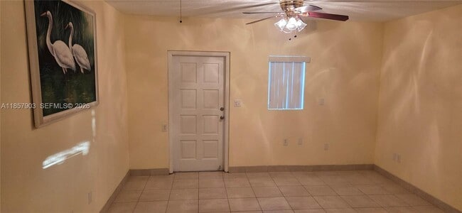 Building Photo - 2359 N Wallen Dr