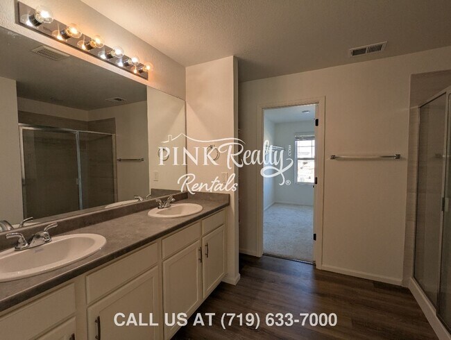 Building Photo - 8021 Buffalo Horn Dr