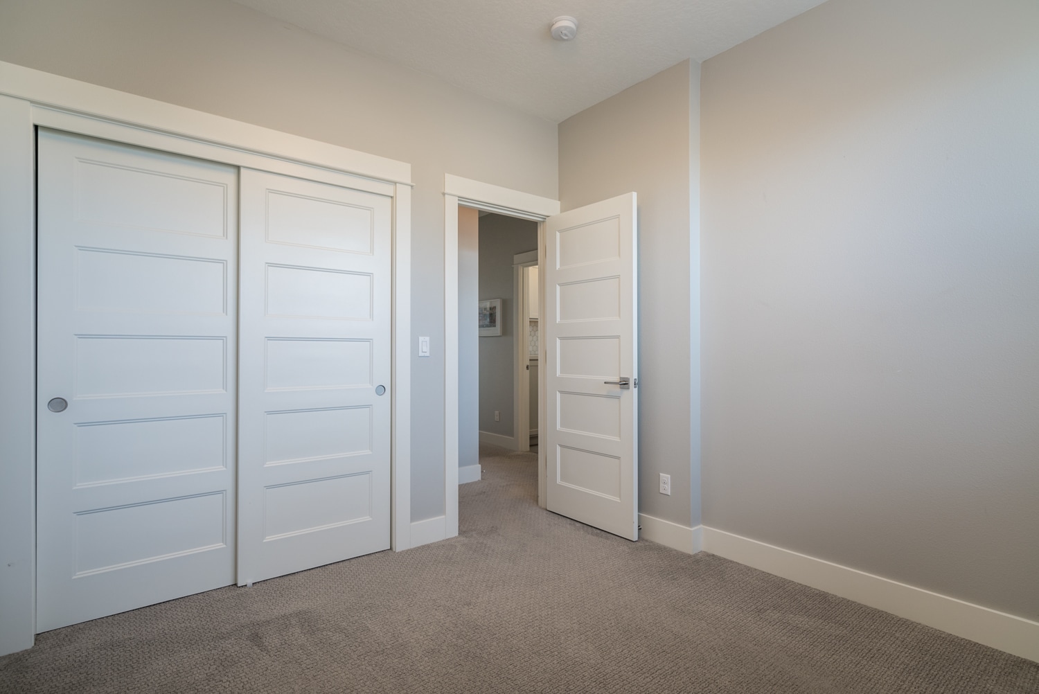 bedroom - 1605 SE Yukon St