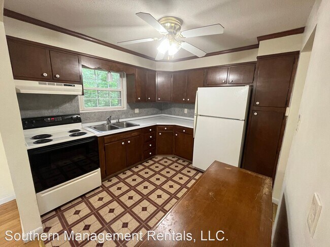 Building Photo - 4 br, 1.5 bath House - 13059 Cross Roads Ave