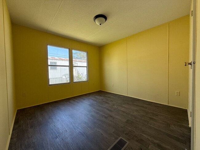 Building Photo - Two Bedroom Home for Rent