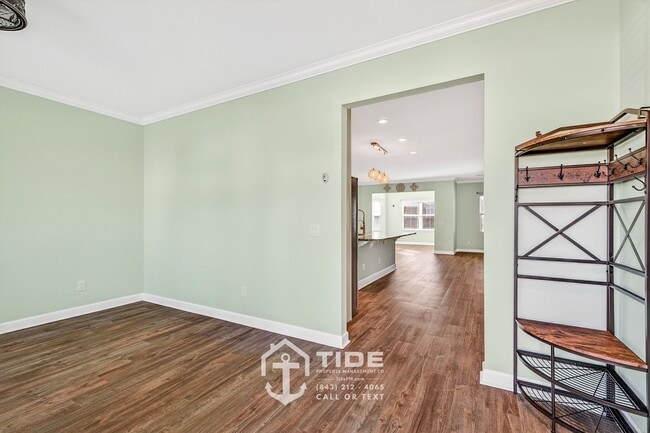 Building Photo - Your Carolina Bay Haven