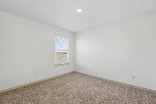 Building Photo - 12515 Newport Arch Ln