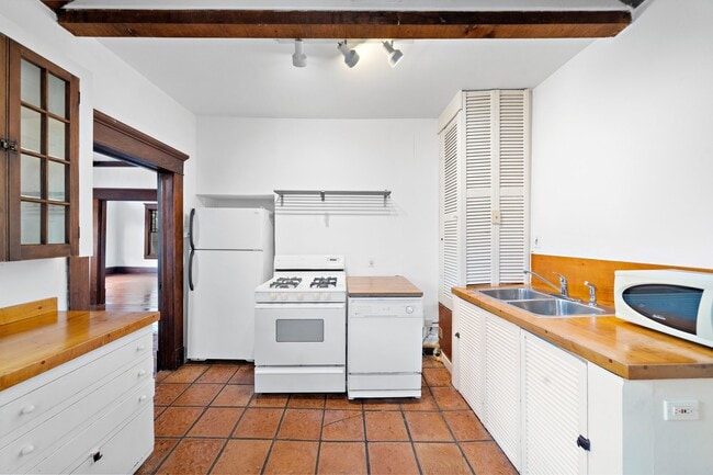 Building Photo - 1517 Indiana St