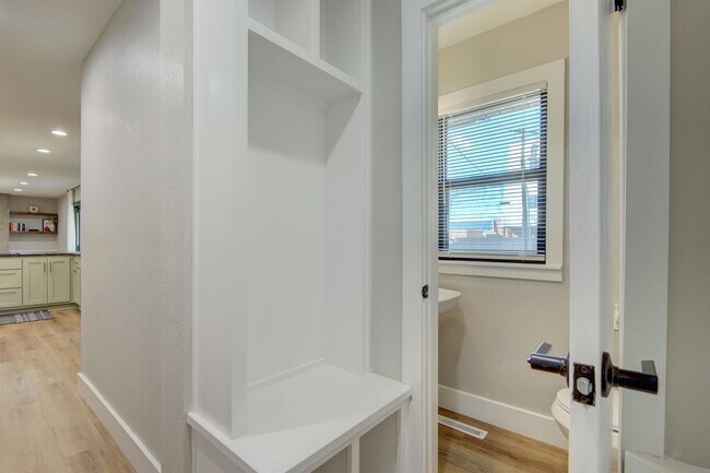 Building Photo - Gorgeous, updated home, turn-key and ready...