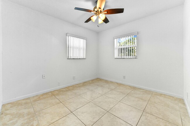 Building Photo - 243 NW 35th St