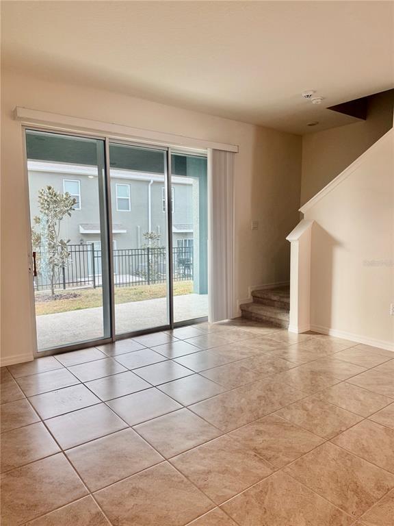 Building Photo - 1635 Thicket Ave