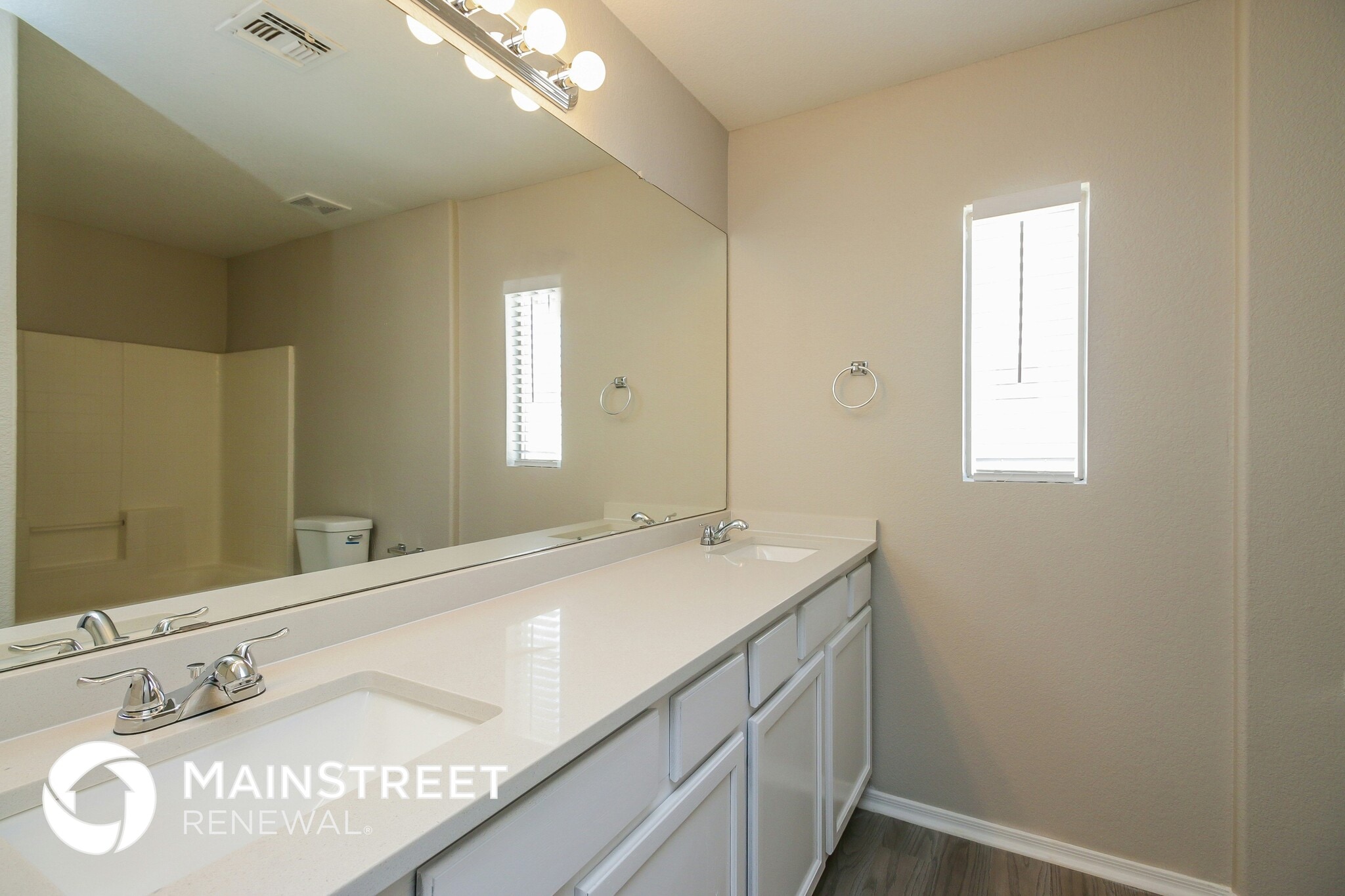 Building Photo - 8341 W Hughes Dr