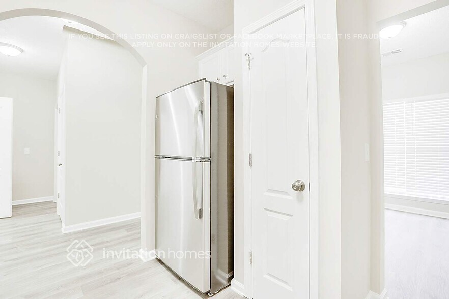 Building Photo - 3232 Tallon Ln SW