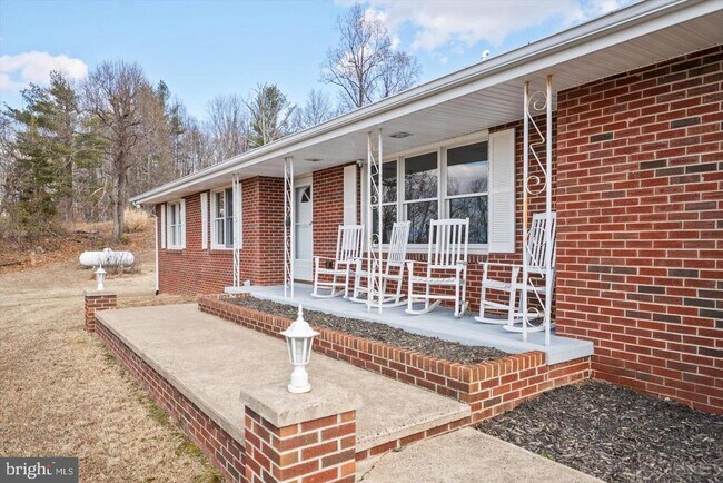 Building Photo - 436 Castleton Meadows Ln