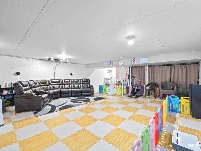 Building Photo - 4127 Winslow Ct