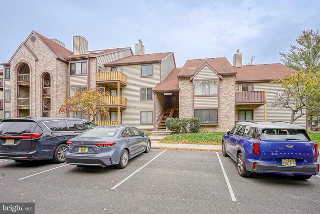 Building Photo - 4617A Aberdeen Dr