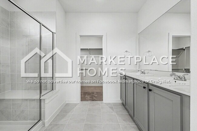 Building Photo - 415 Bertney Dr