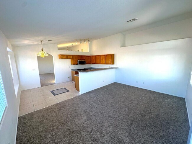 Building Photo - 550 Sparrow Gull Ct