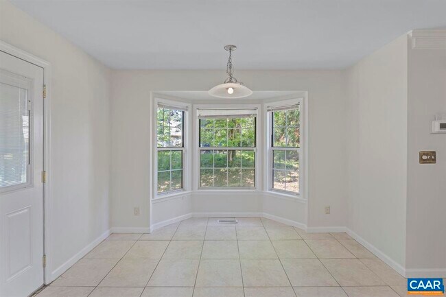 Building Photo - 3104 Mollifield Ln