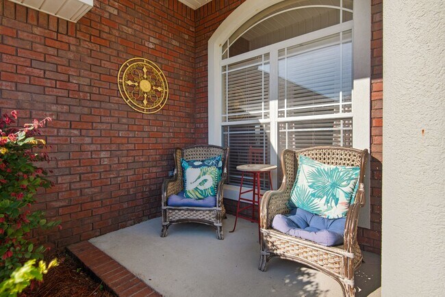 Building Photo - 6165 Winchester Cir