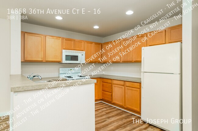 Building Photo - 14858 36th Ave Ct E