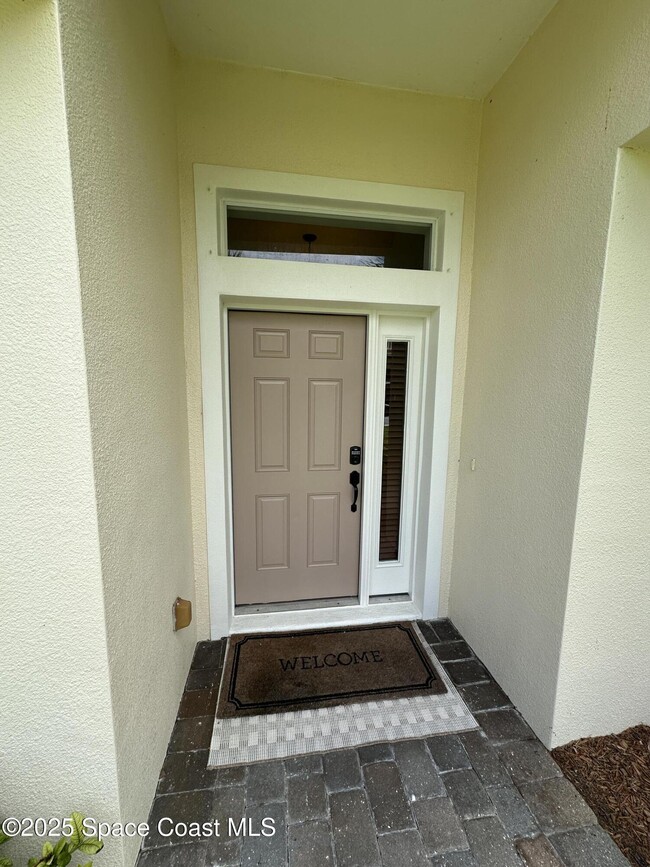 Building Photo - 1317 Ballinton Dr