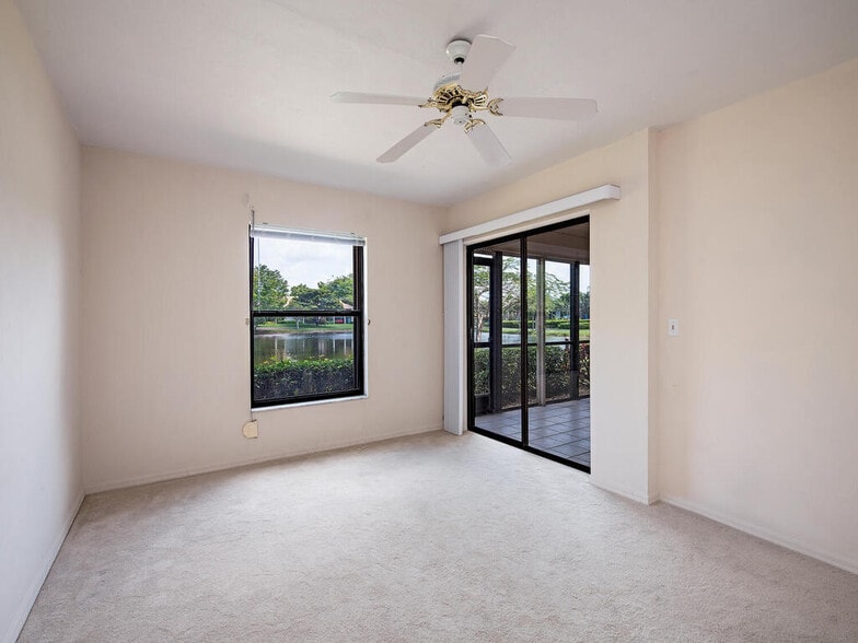 Building Photo - 513 Lake Louise Cir
