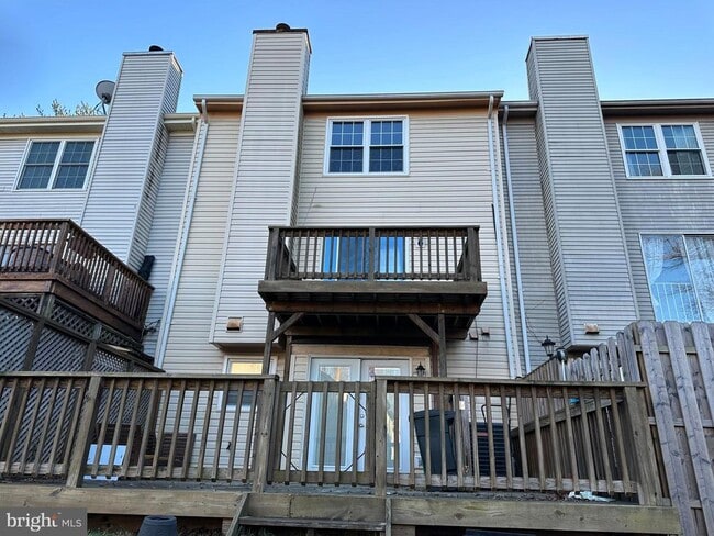 Building Photo - 10442 Storch Turn