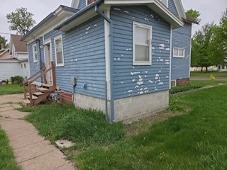 Building Photo - 322 3rd Ave