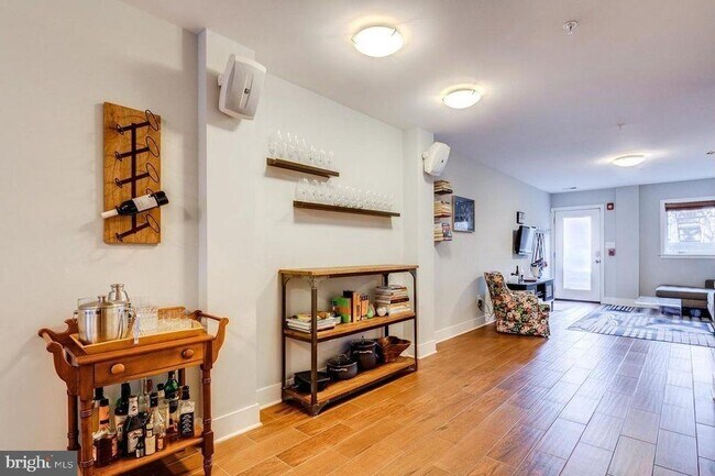 Building Photo - 3465 14th St NW