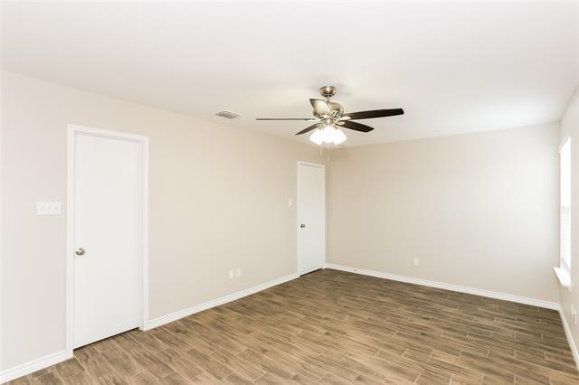 Building Photo - 6160 Balcony Ln