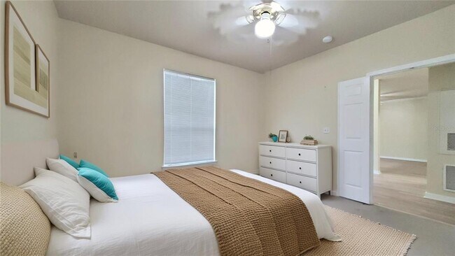Building Photo - 3700 Castle Pines Ln