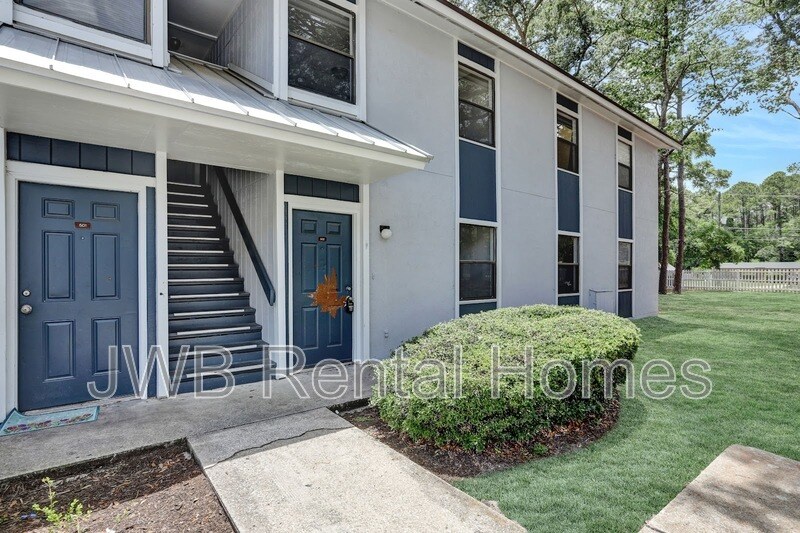 Primary Photo - 10825 Key Haven Blvd