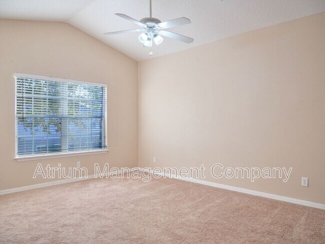 Building Photo - 590 Pinebranch Cir