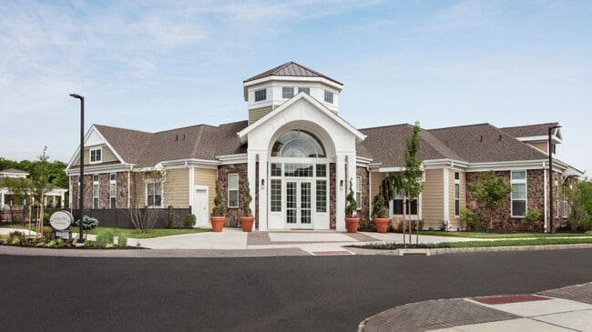 Building Photo - 134 Plymouth Rd