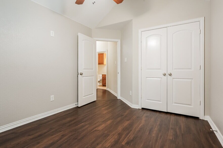 Building Photo - 311 Galloping Hill Rd