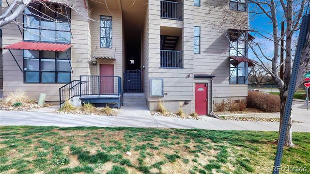 Building Photo - 2033 W 30th Ave