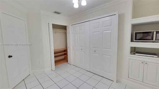 Building Photo - 1057 NW 131st Ave