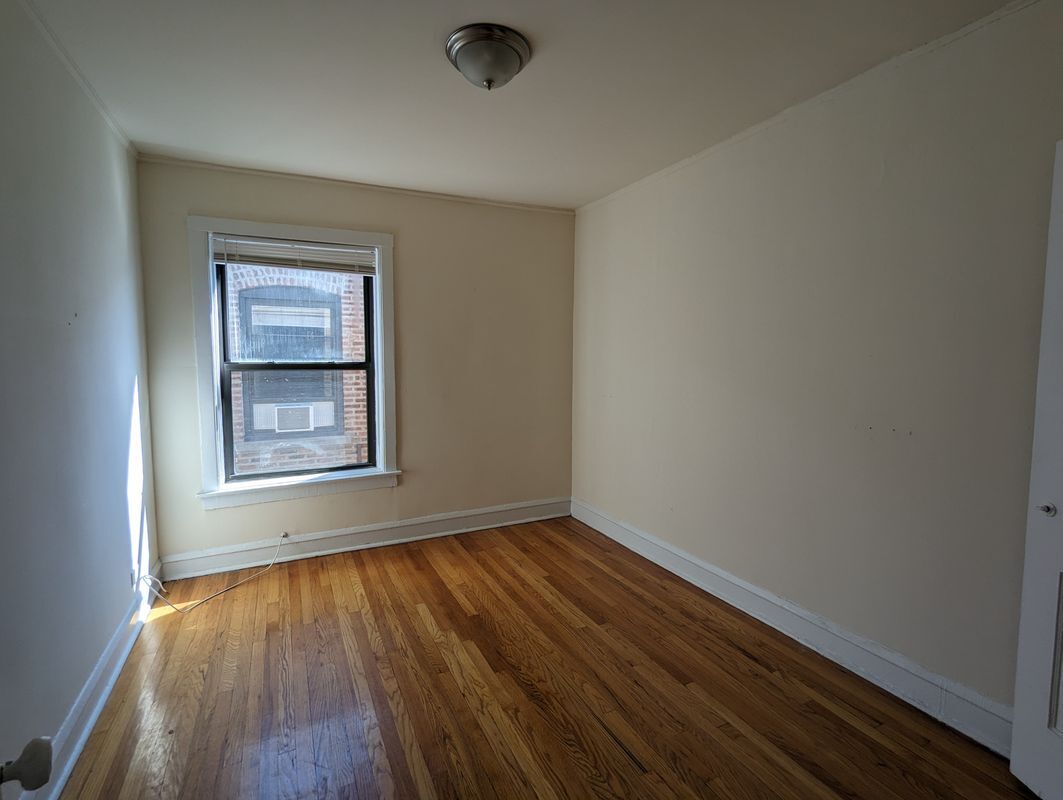 Building Photo - 2649 N Spaulding Ave