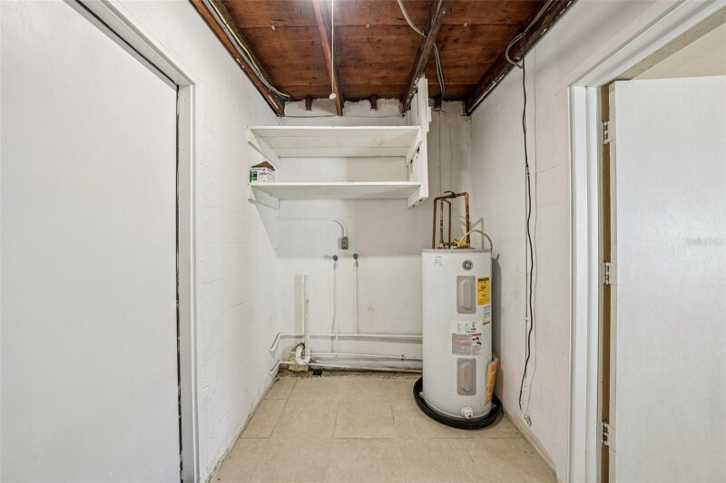 Building Photo - 5825 81st Ave