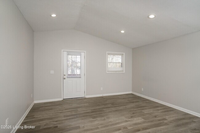 Building Photo - 3901 Smallboat Ct