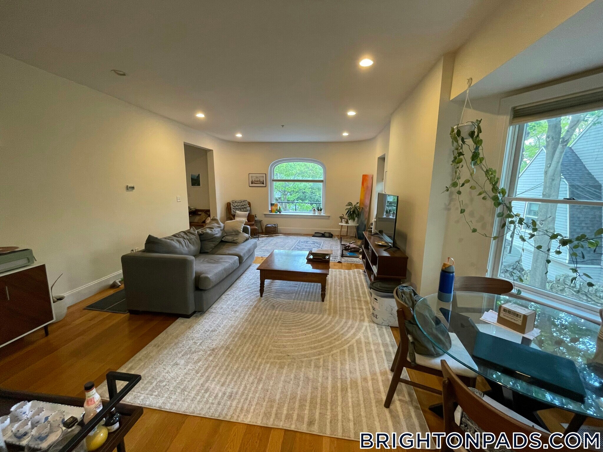 Building Photo - 10 Selkirk Rd